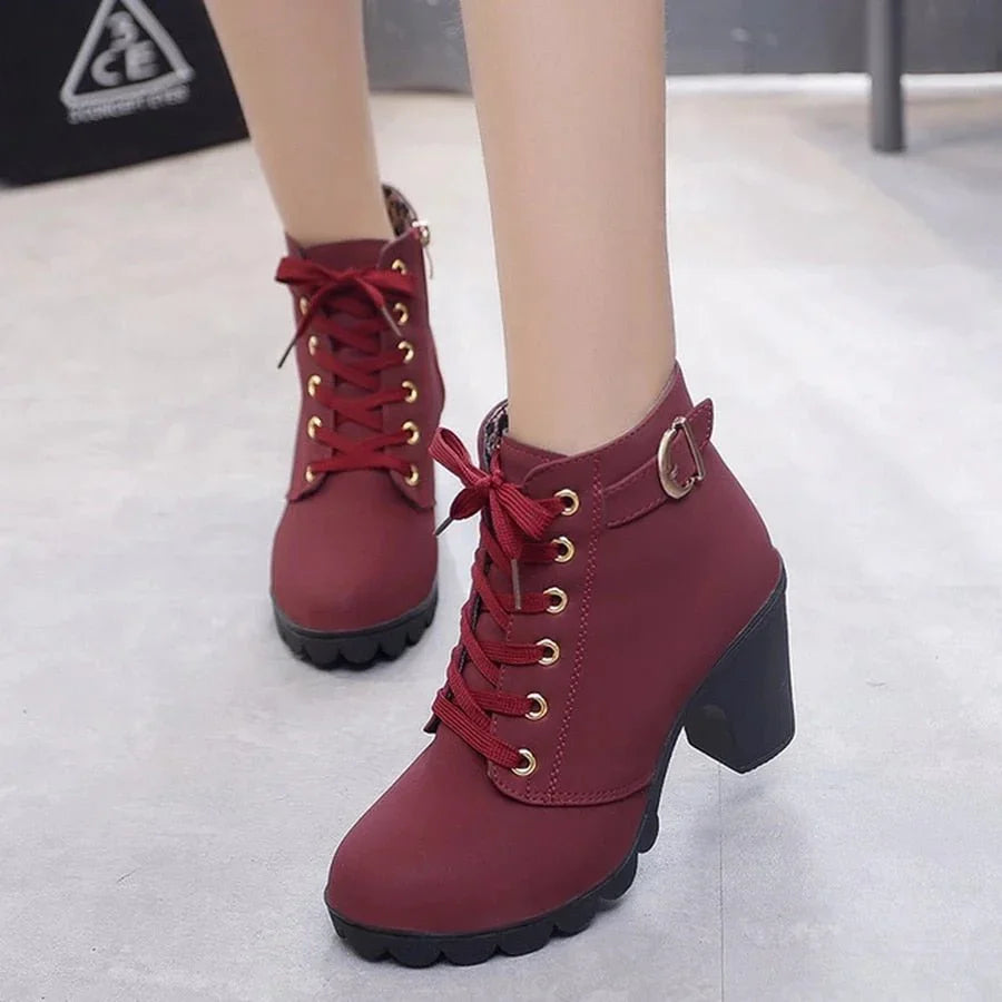 R&B | Schnürstiefeletten Zum Aufpeppen Deines Herbst-Outfits