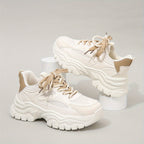 R&B | Plateau Sneakers mit Modernem Look