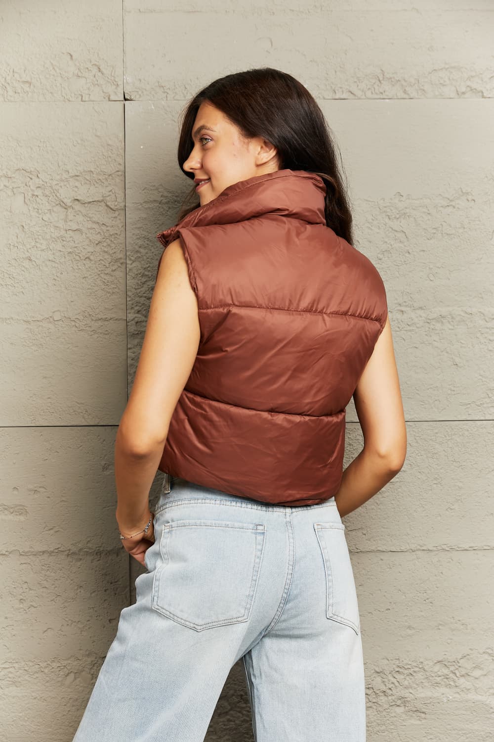 R&B | Zip-Up Drawstring Puffer Weste