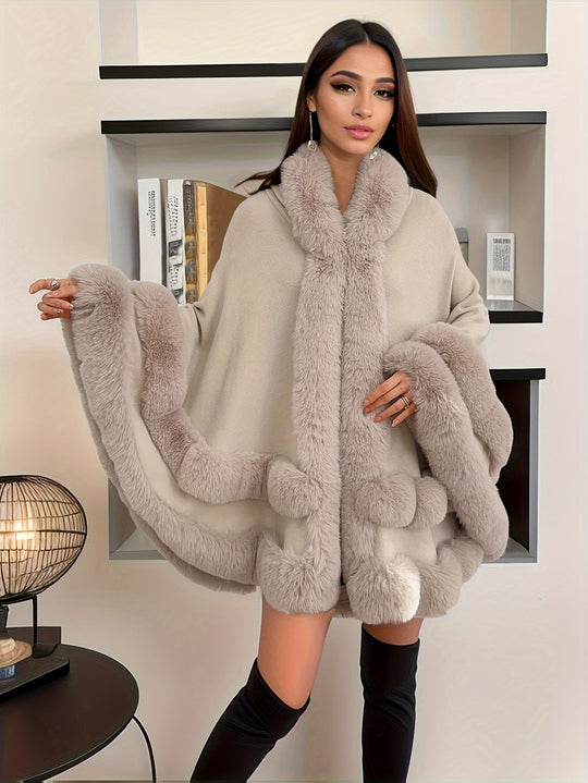 R&B | Oversized Furry Cape Jacke für Frauen