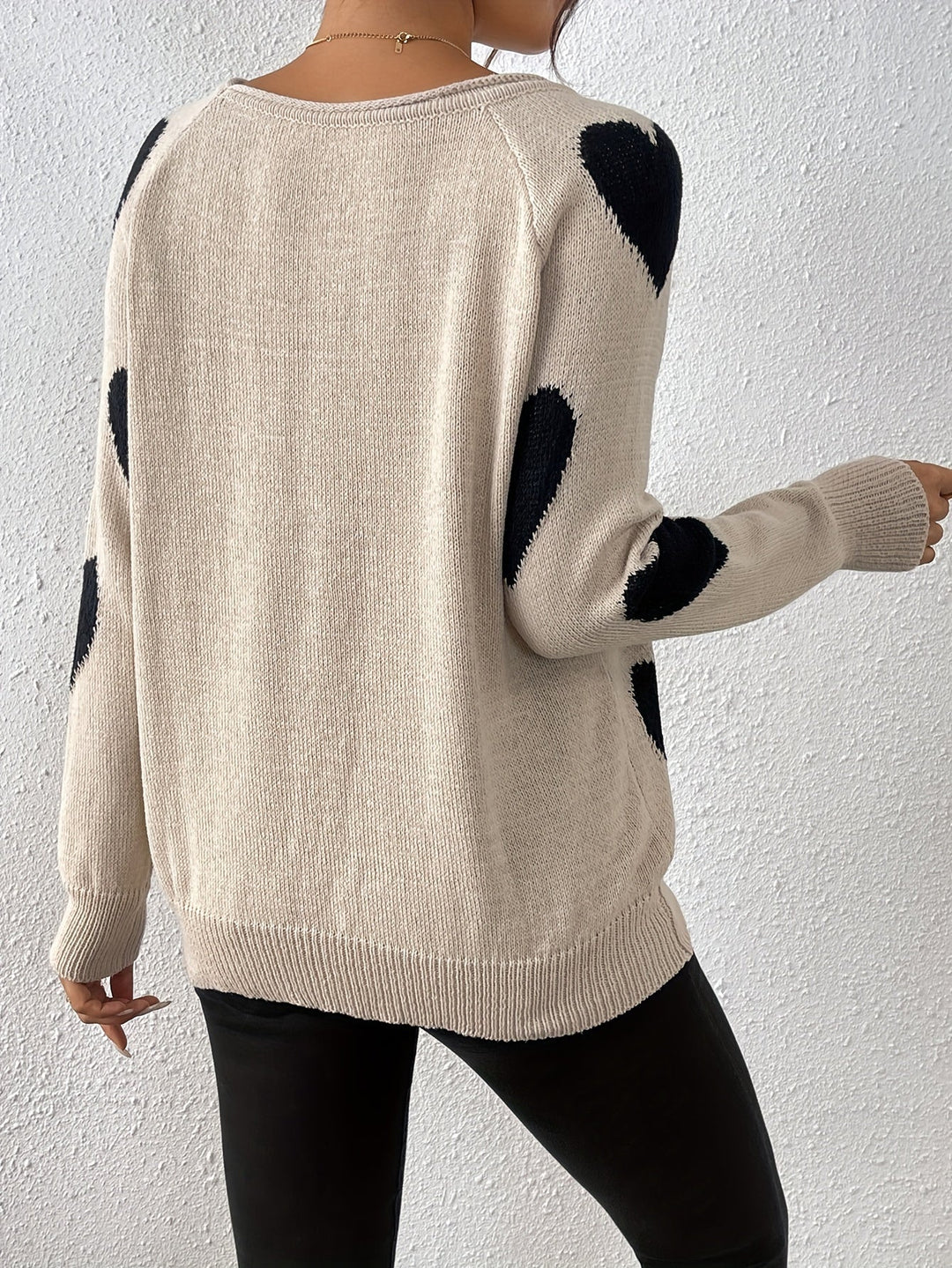 R&B | Pullover mit Herzmuster für romantischen Winterstil