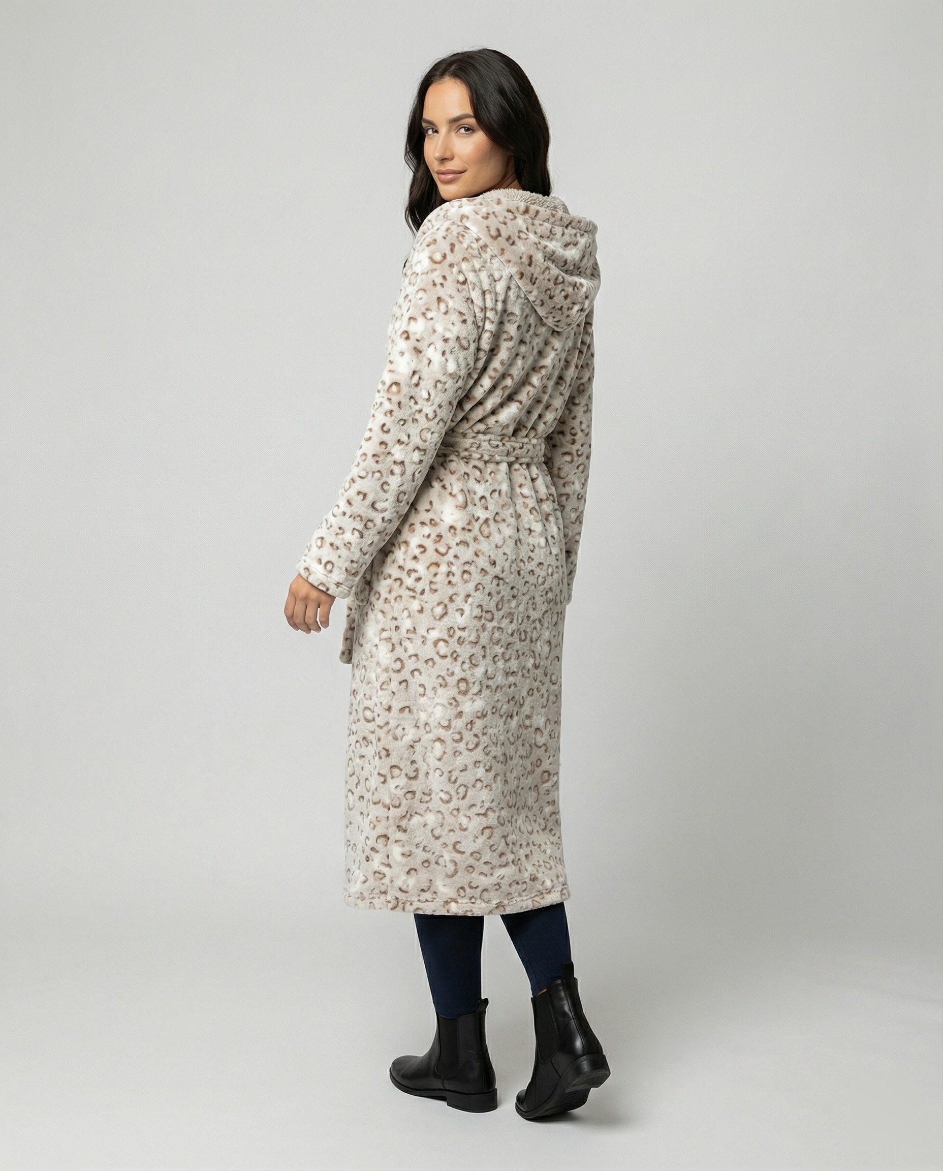 R&B | Robe mit Leopardmuster und Elegant Merkmalen