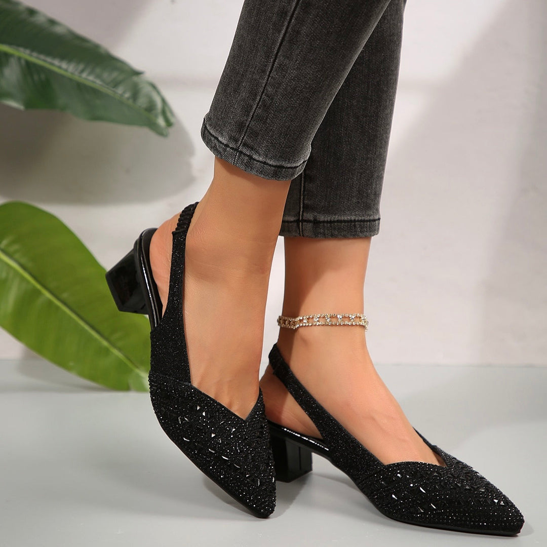 Glanzvolle Absatzsandalen mit funkelnden Kristalldetails R&B R&B