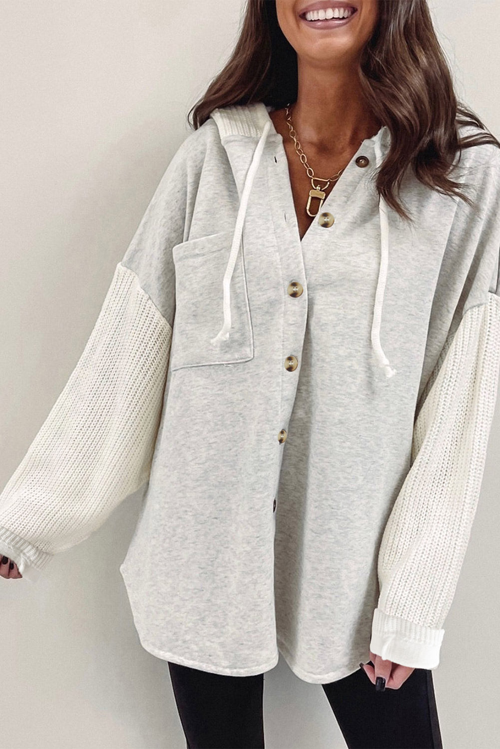 R&B | Langärmelige Bluse mit Kapuze und Knöpfen Baumwollmischung Komfort und Stil
