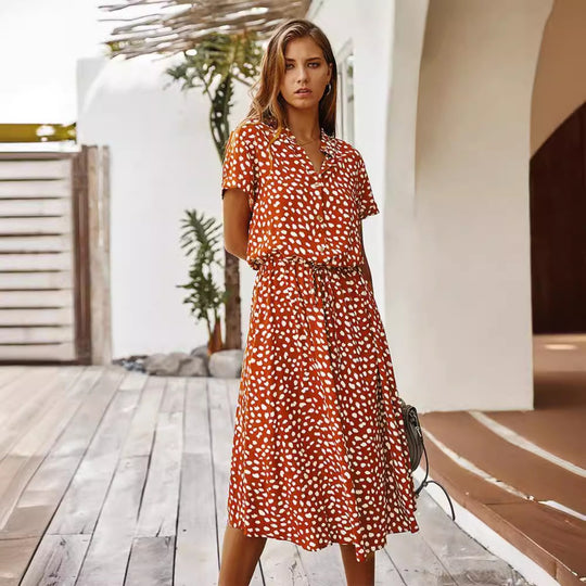 R&B | Polka-Dot-Kleid mit V-Ausschnitt und Knöpfen