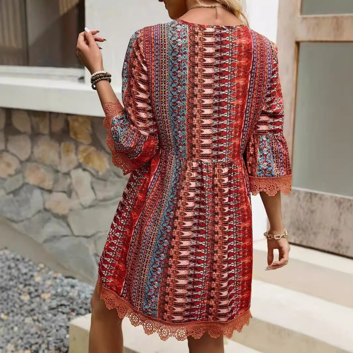 R&B | Bedrucktes Freizeitkleid mit V-Ausschnitt