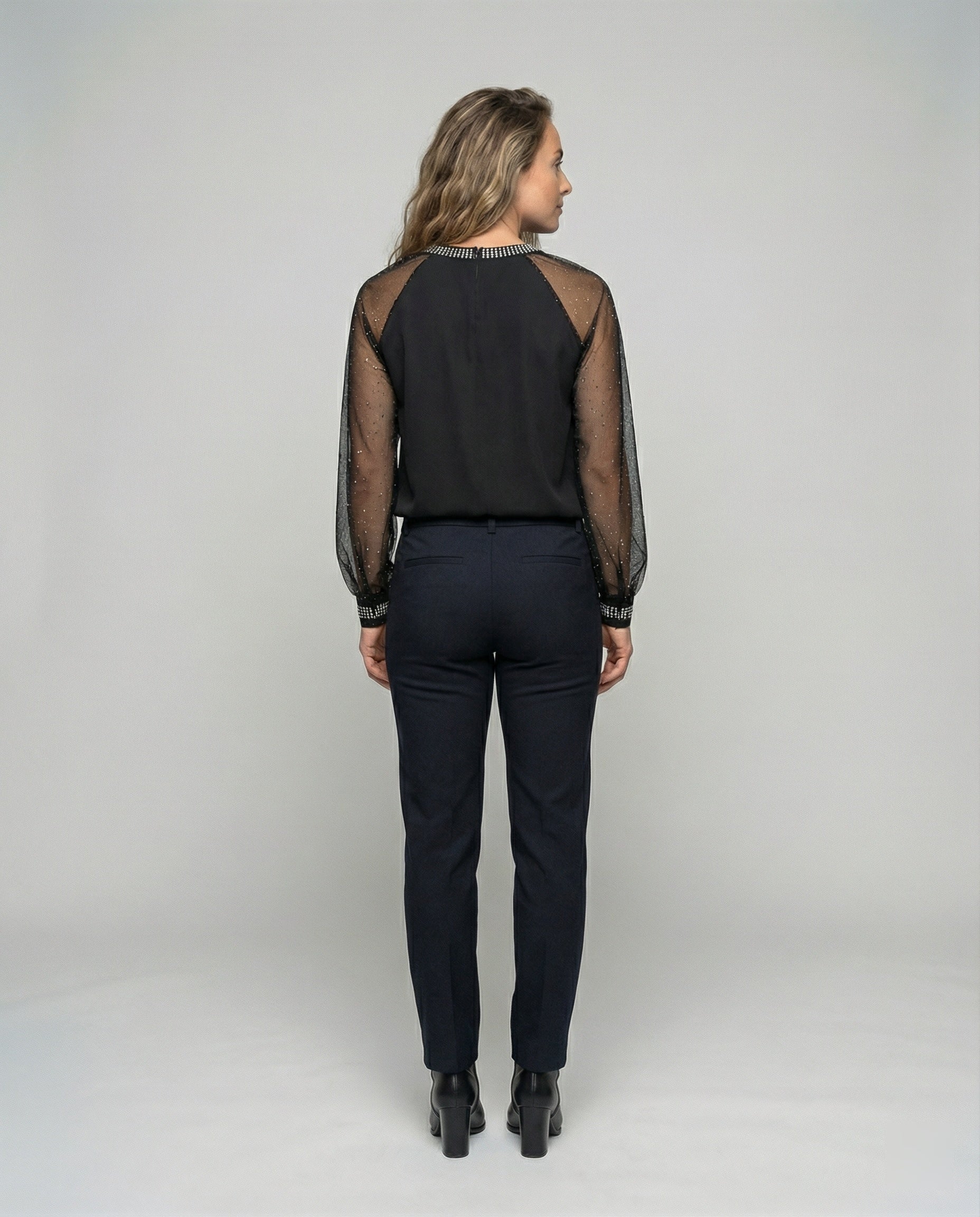 R&B Damen Mesh-Bluse mit Strassbesatz und transparenten Ärmeln