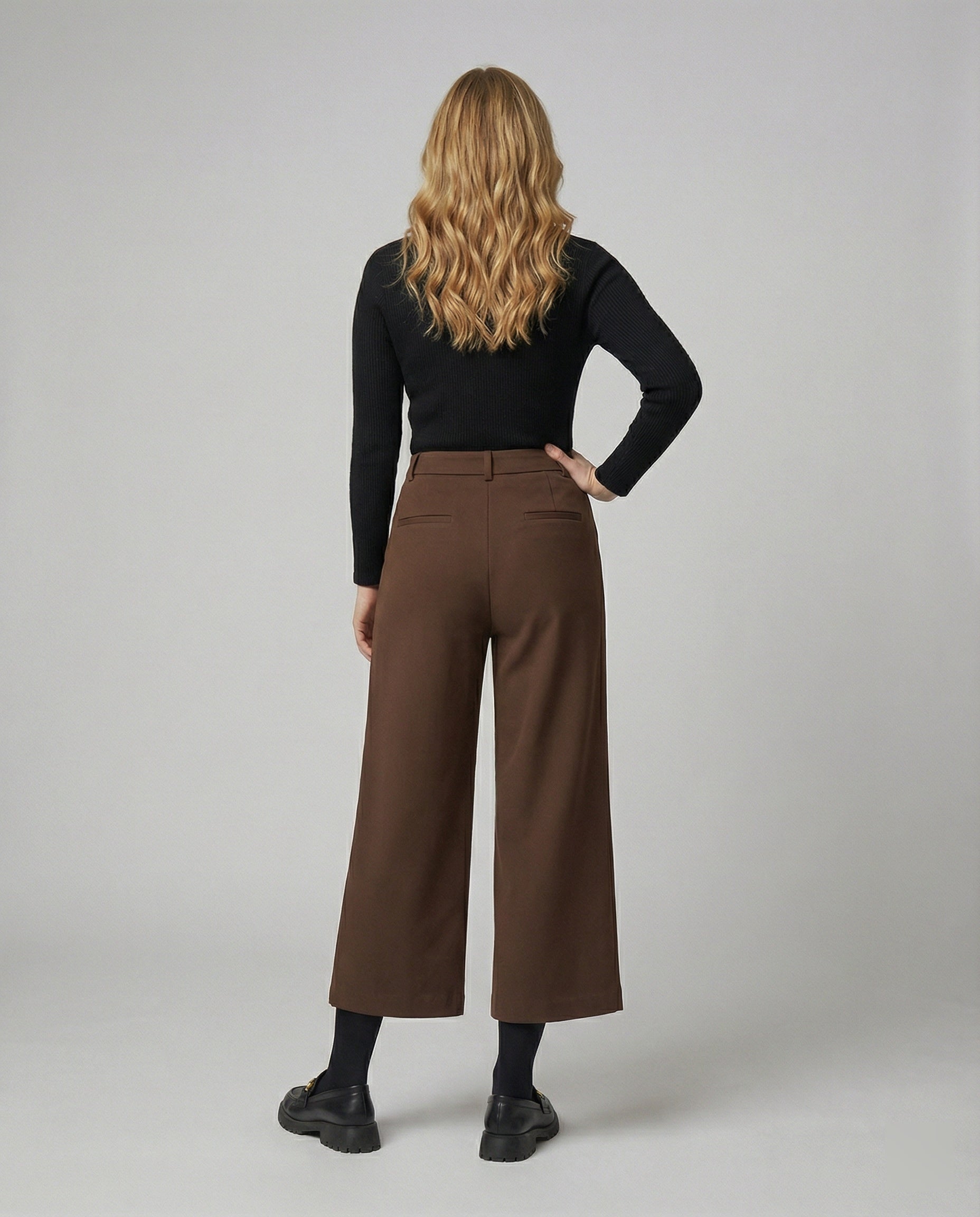 Damen Weite Stoffhose klassisch geschnitten