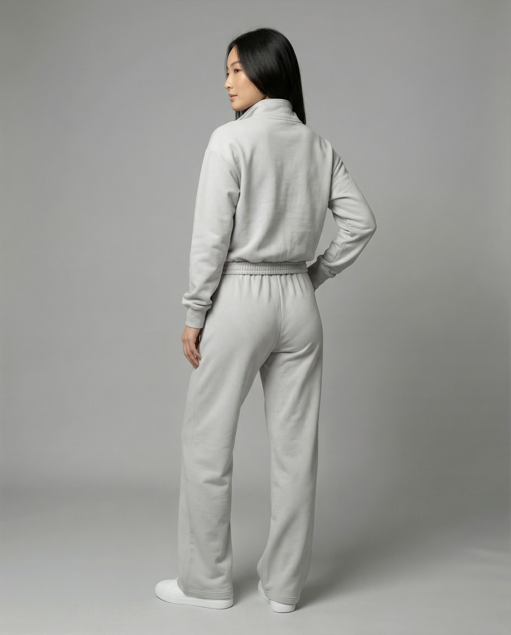 Damen Sportlicher Freizeitanzug mit hohem Kragen und Bündchen R&B