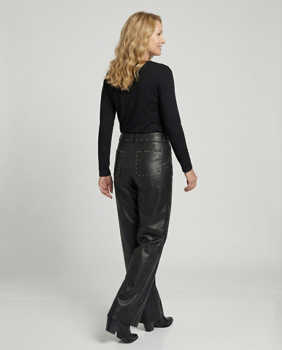 Damen trendige Kunstlederhose mit Nieten