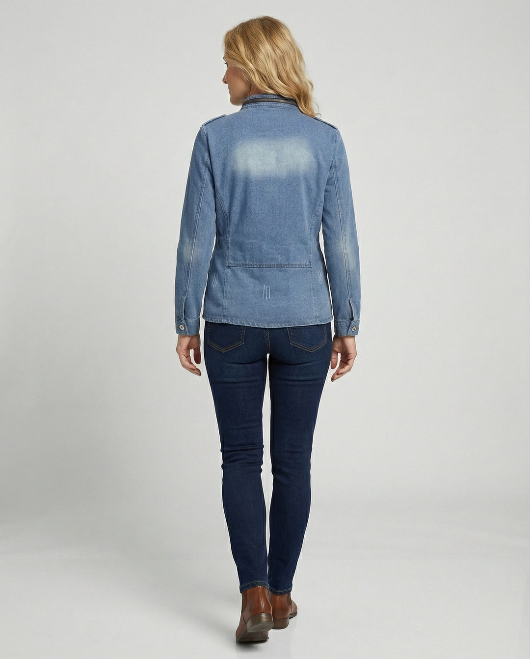 Damen Jeansjacke tailliert mit Taschen