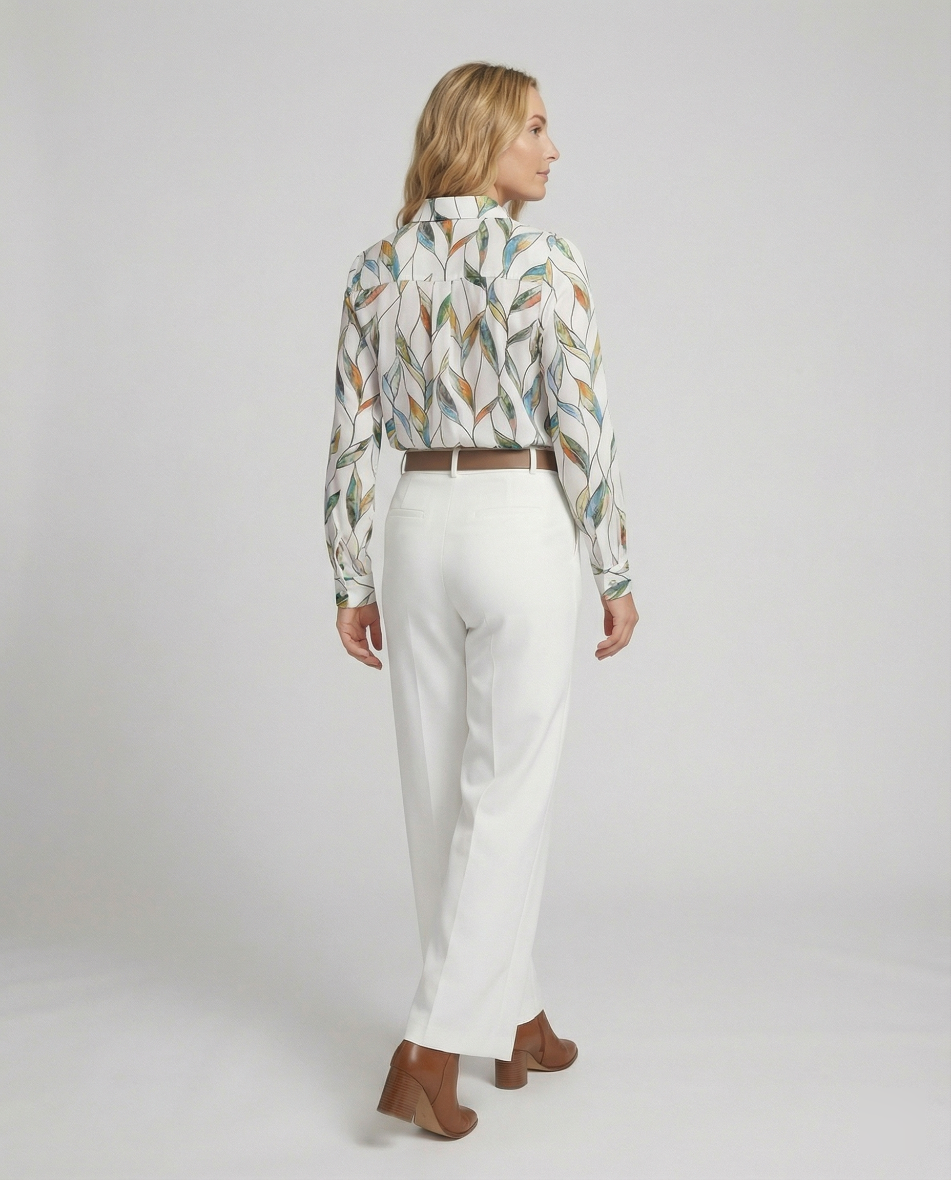 R&B | Stilvolle Bluse mit Aufgedruckten Knöpfen