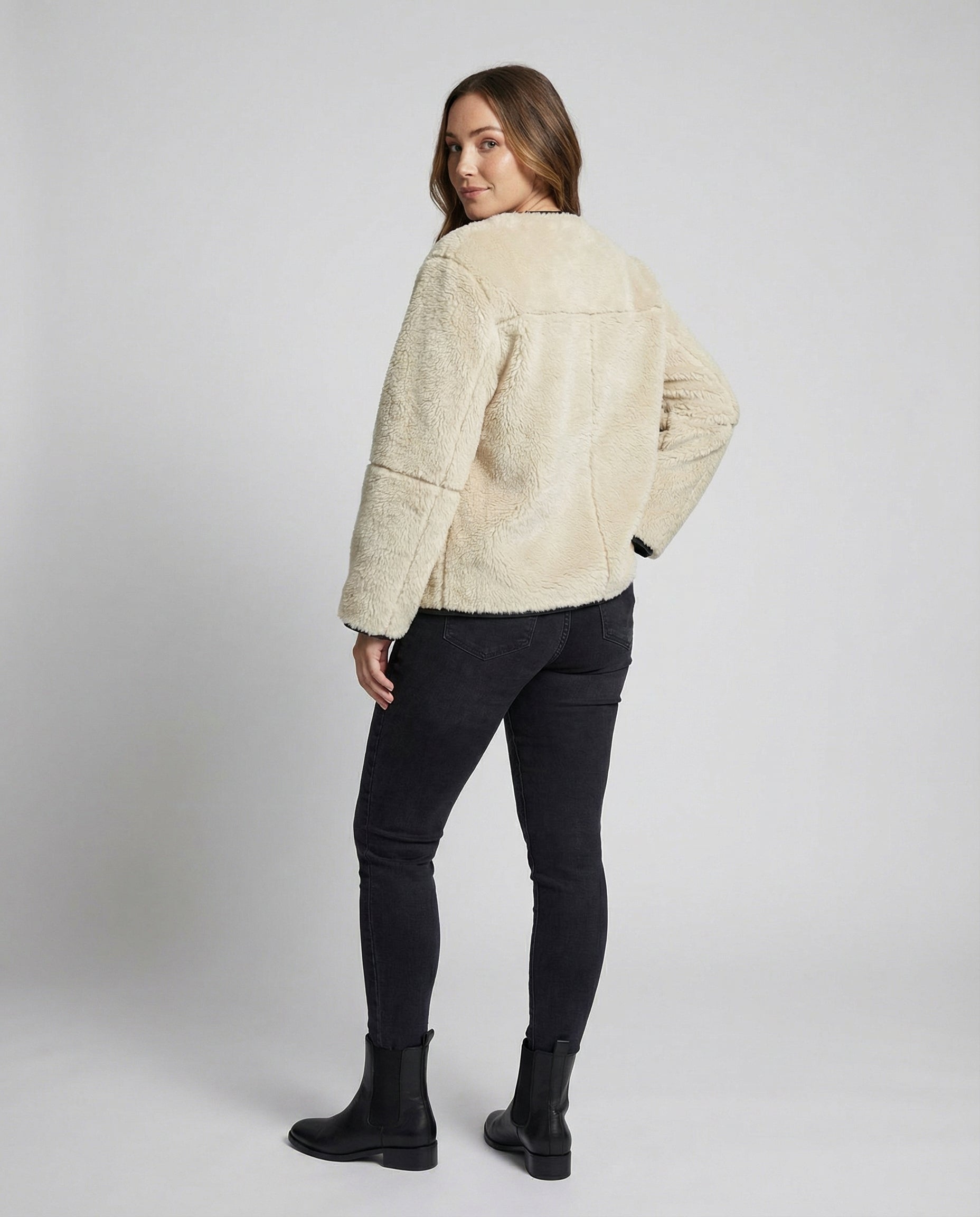 R&B | Teddyjacke mit Knöpfen für Damen Agnes