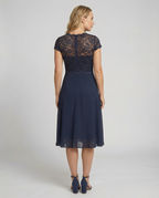 Durchsichtiges kurzärmeliges elegantes Kleid