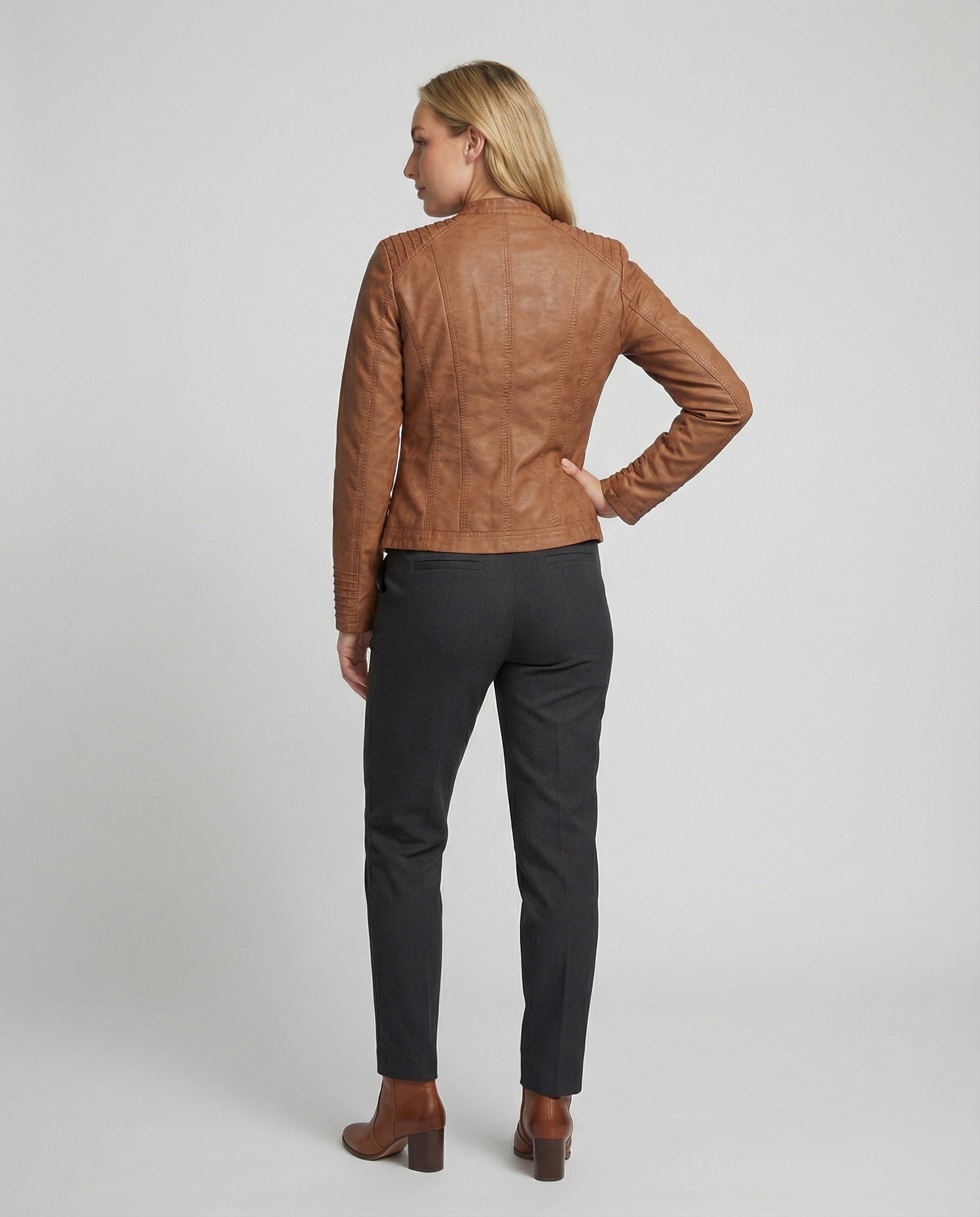 Wetterfester Damen jacke mit Kapuze