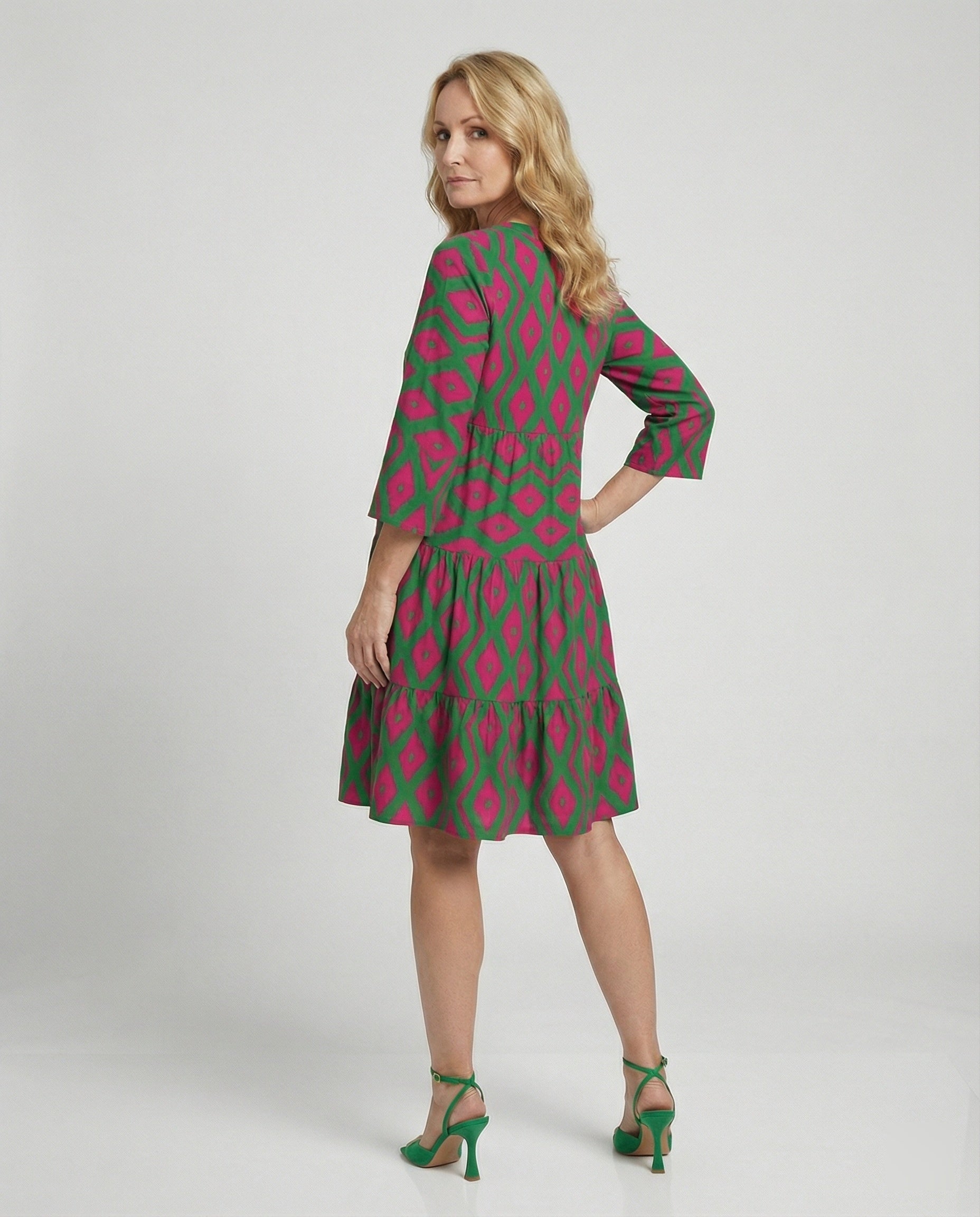 Damen Luftiges Sommerkleid mit verspieltem Print