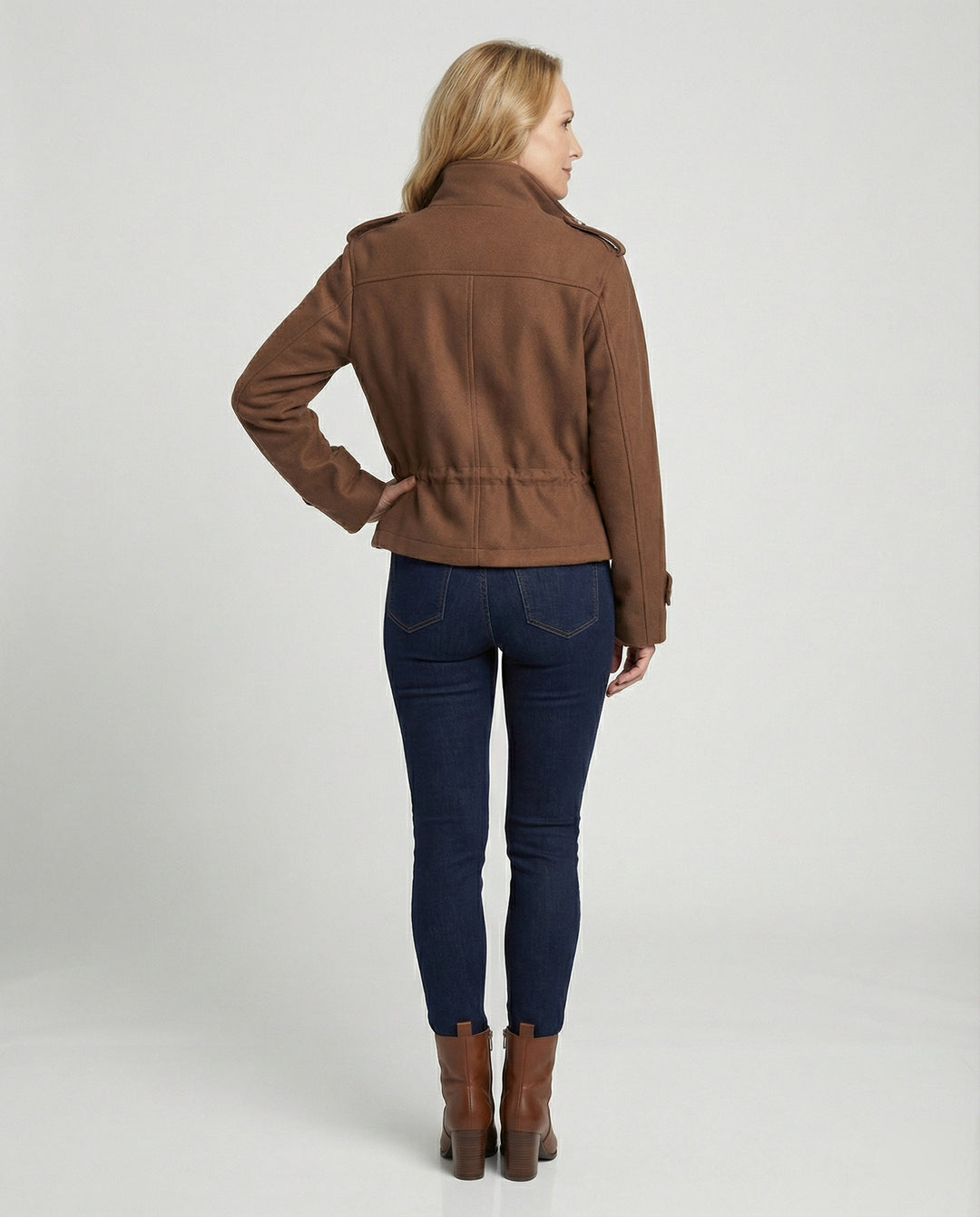 Damen Freizeitjacke mit Taillierung und Taschen