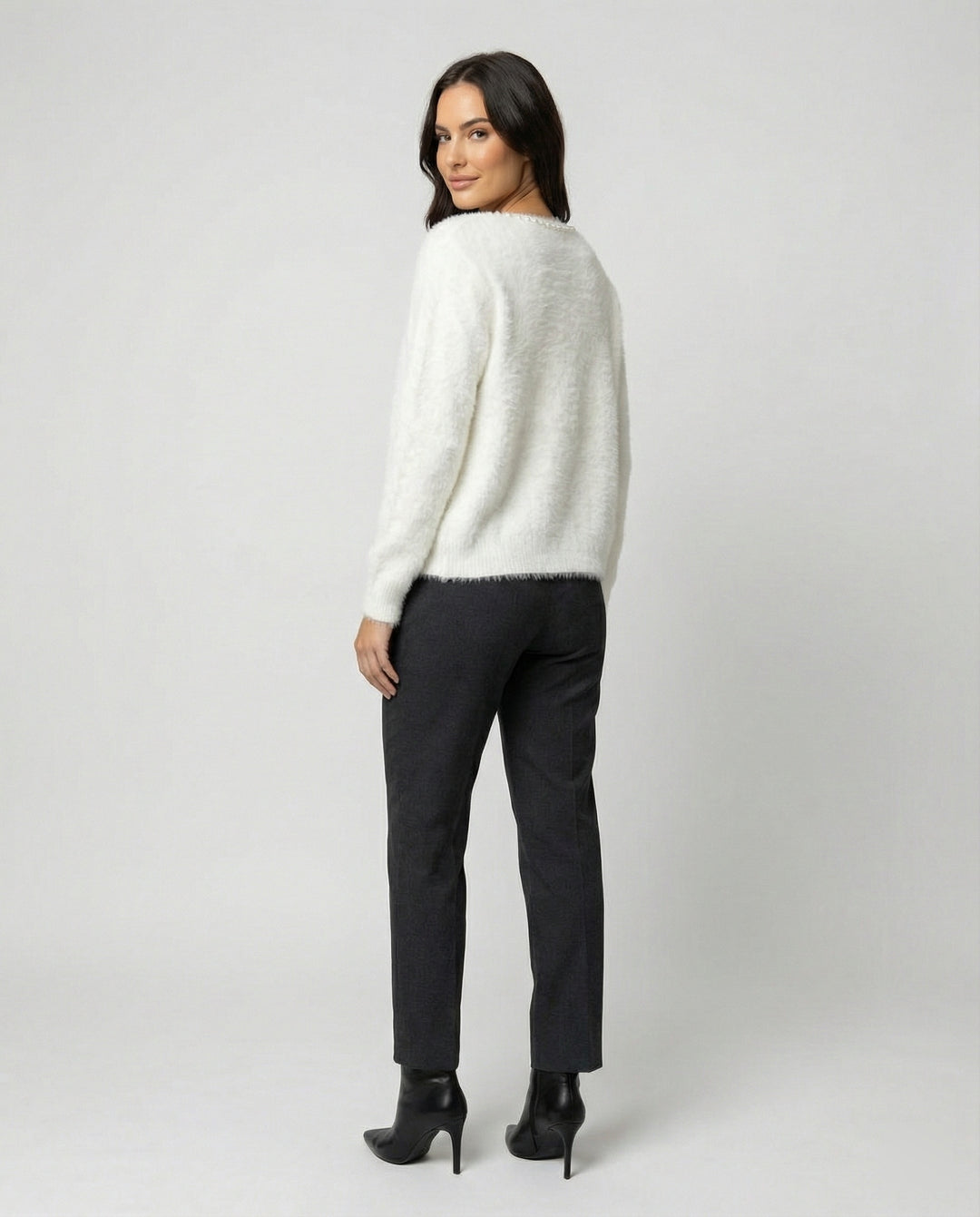 Strickjacke Damen flauschig mit Perlenverzierung