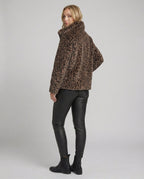 R&B | Mantel - Kunstpelz - Oversized Fit - Reverskragen - Leopardenprint