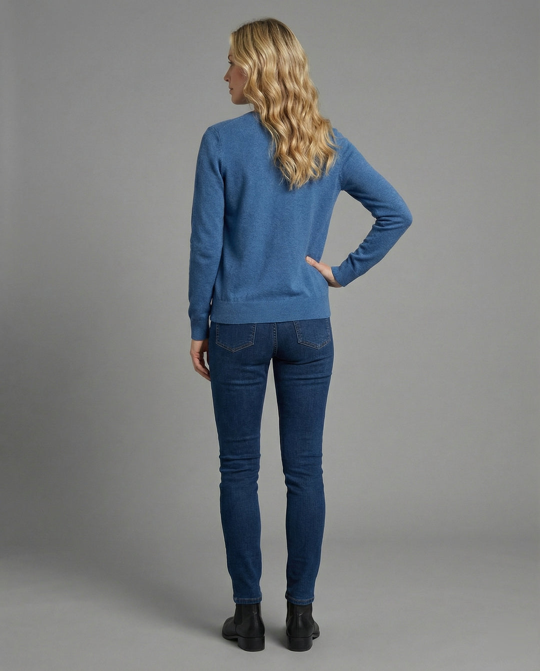 Strickjacke Damen klassisch mit feinem Strickdesign