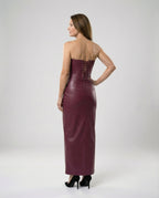 Damen langärmliges Lederkleid mit Herz-Ausschnitt