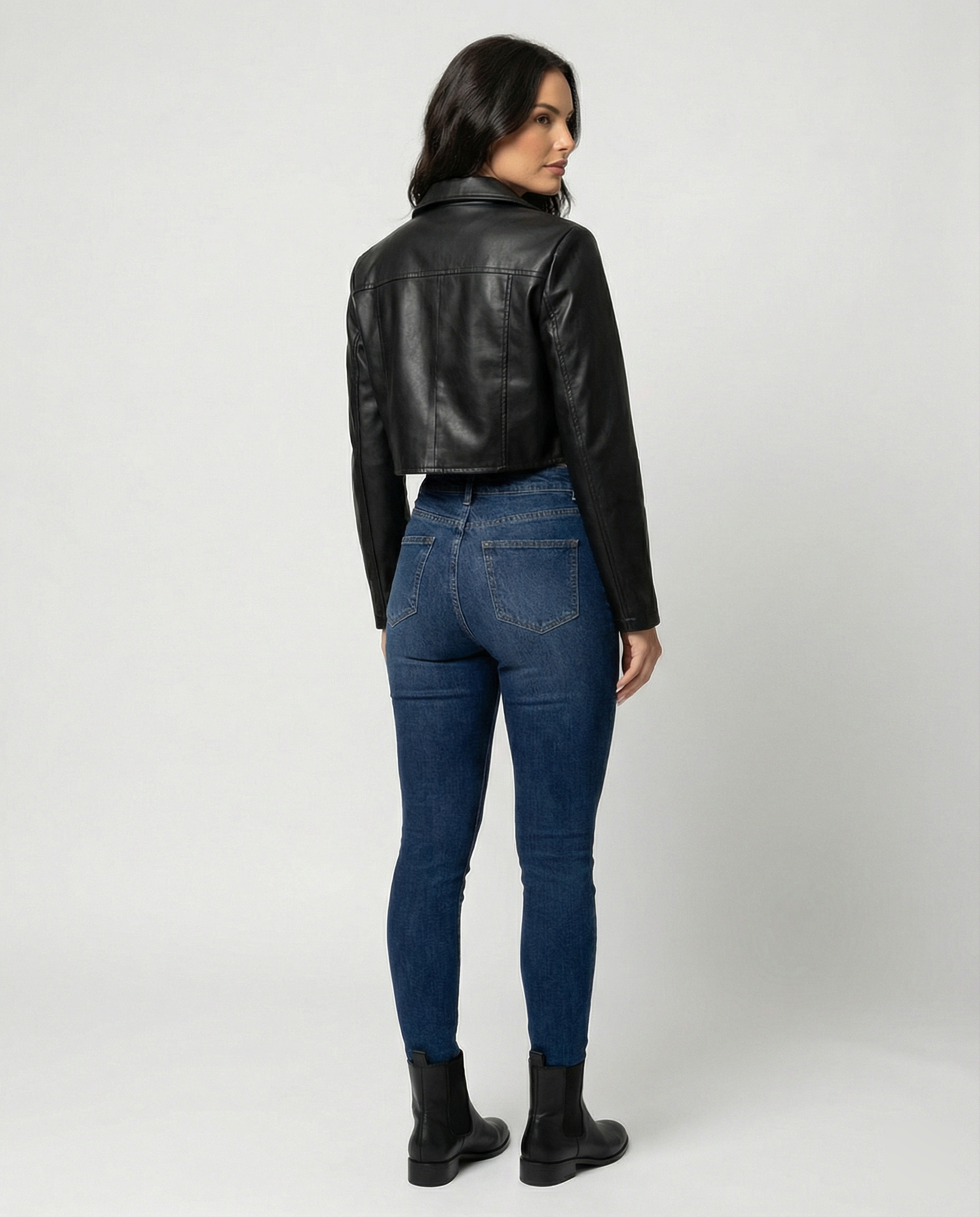 Leichte Steppjacke Damen mit Cropped Schnitt und Taschen