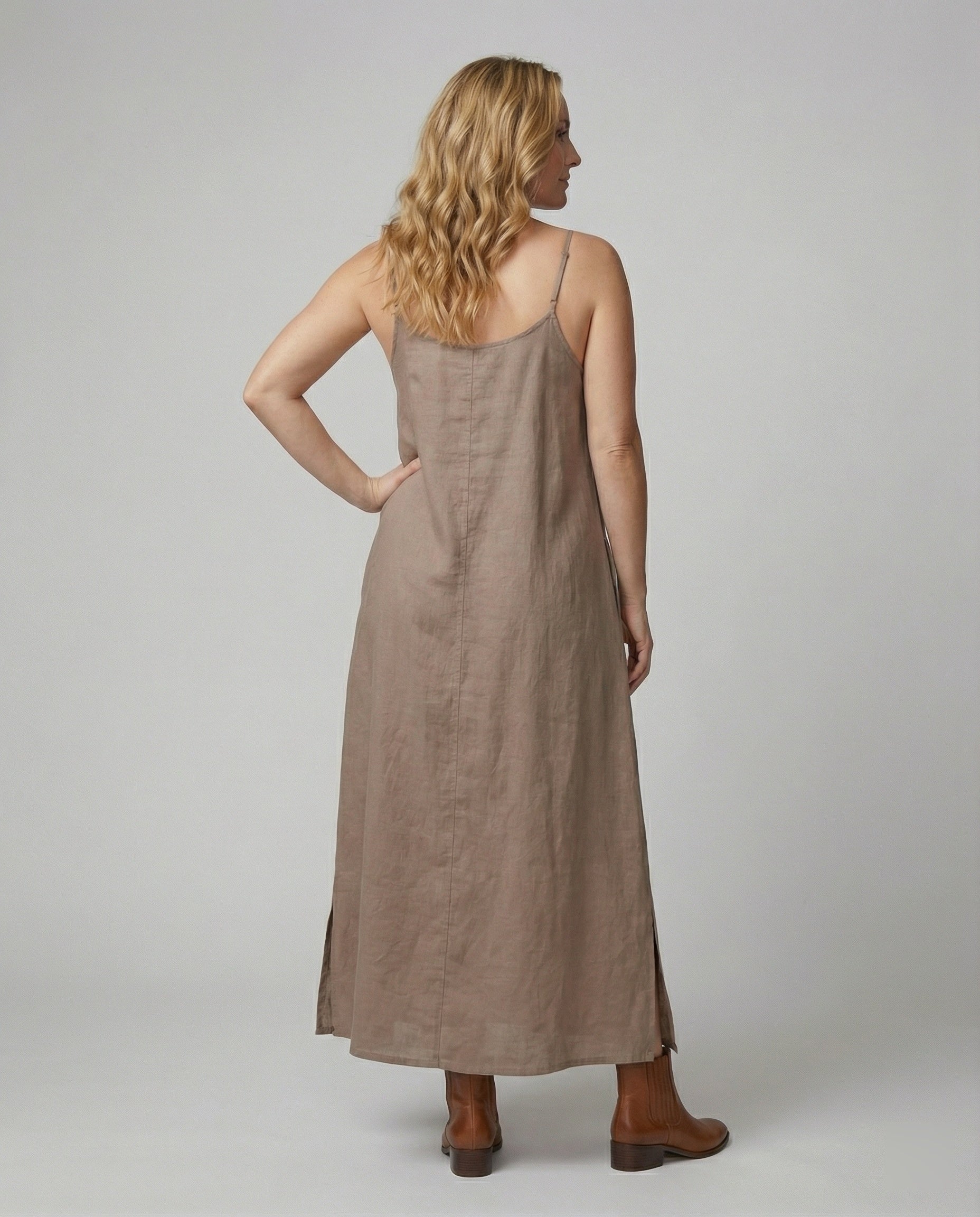 Damen Maxikleid mit lässigem V-Ausschnitt und seitlichen Taschen R&B
