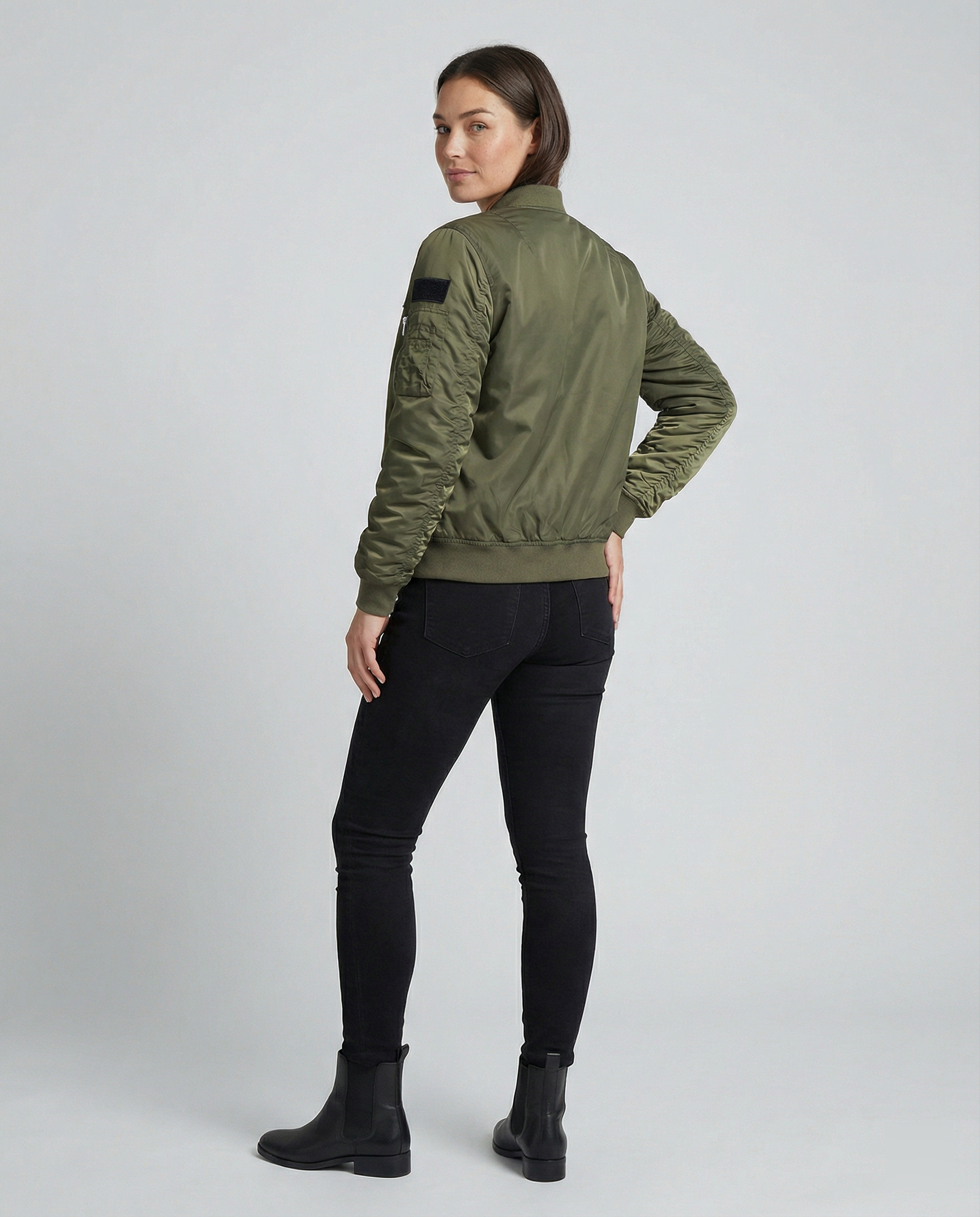 Übergangsjacke Damen sportlich als Bomberjacke mit Taschen