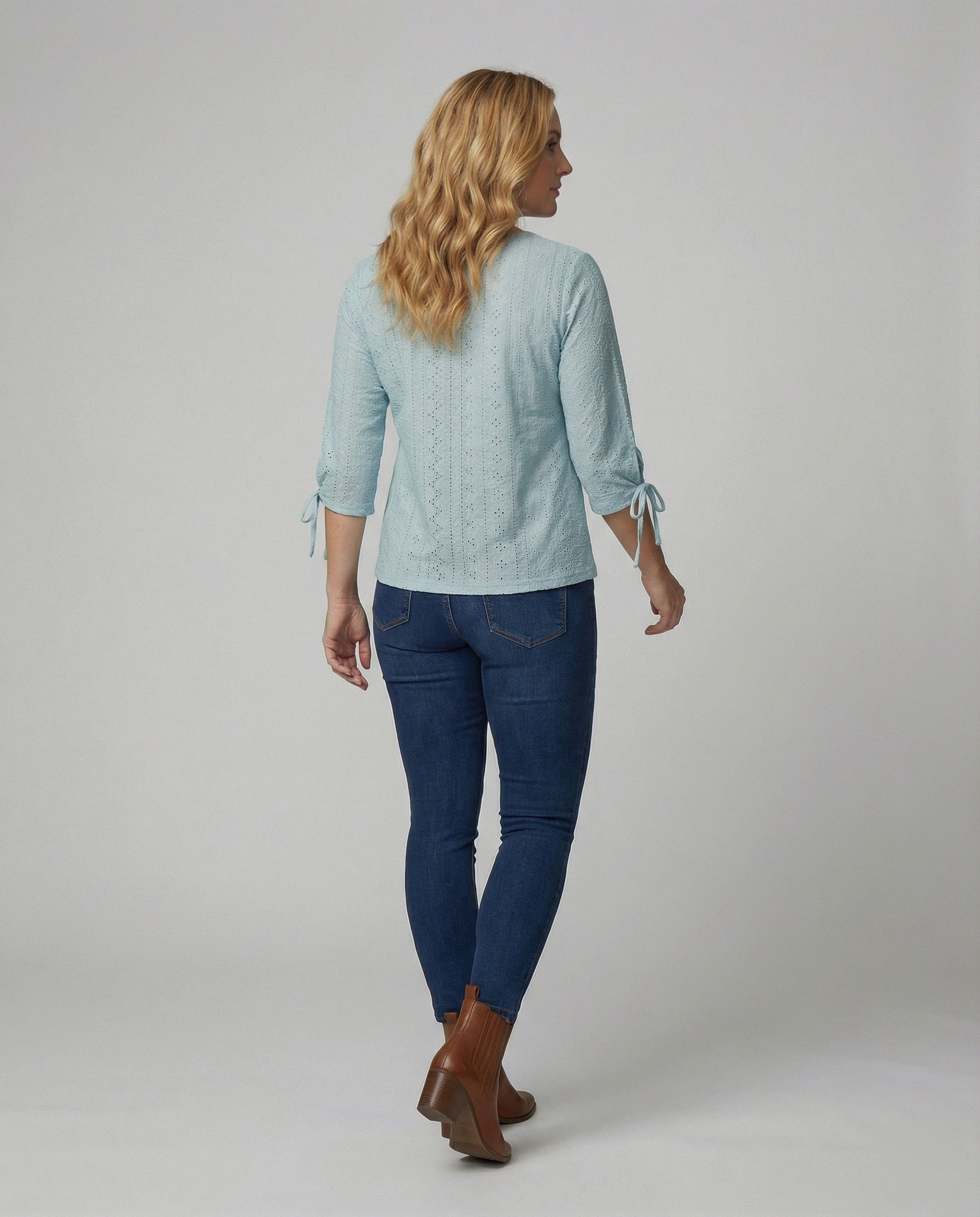 Damen Modisches Blusenshirt mit Spitzendetails und Knopfleiste R&B