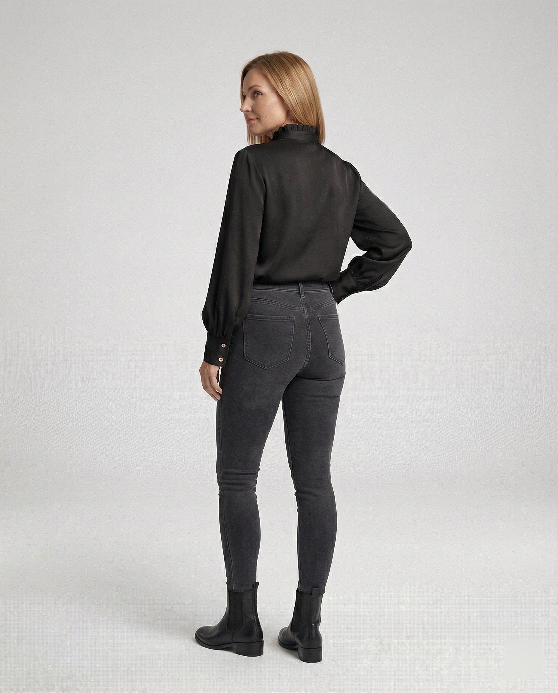 Damen Bluse mit Rüschenkragen