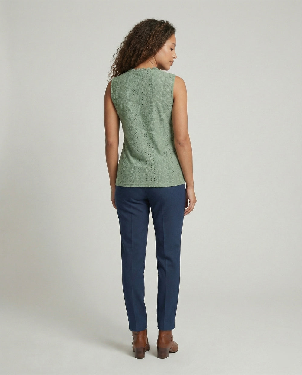 Damen Baumwolltop mit Lochstickerei R&B