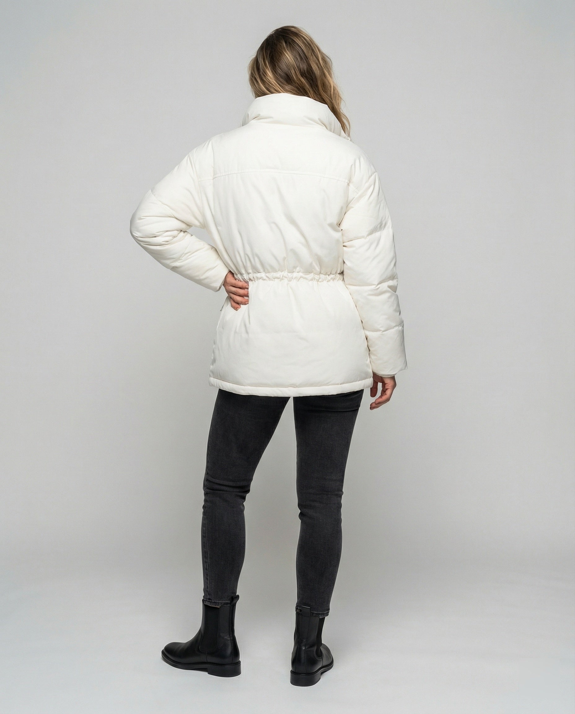 Oversized Daunenjacke Damen mit Taschen und Gürtel