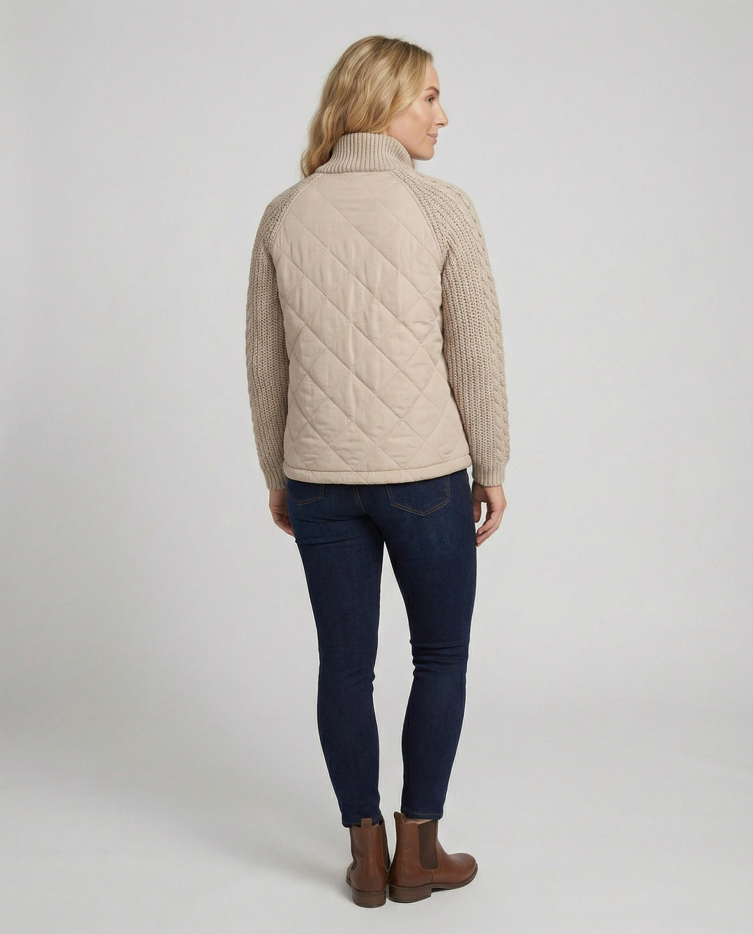 Steppjacke Damen mit Strickmuster und hohem Kragen