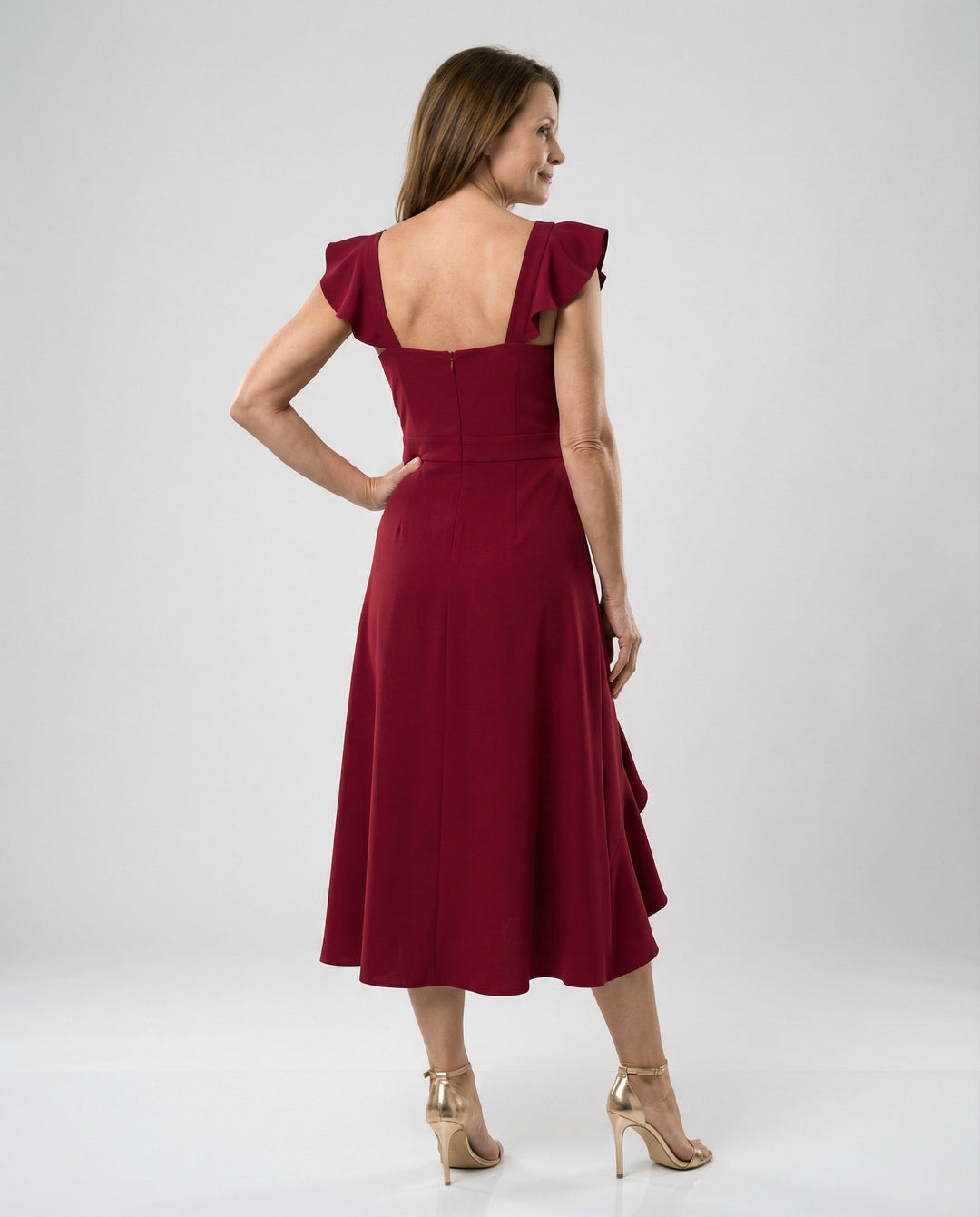 Figurbetontes Midikleid mit asymmetrischem Volant