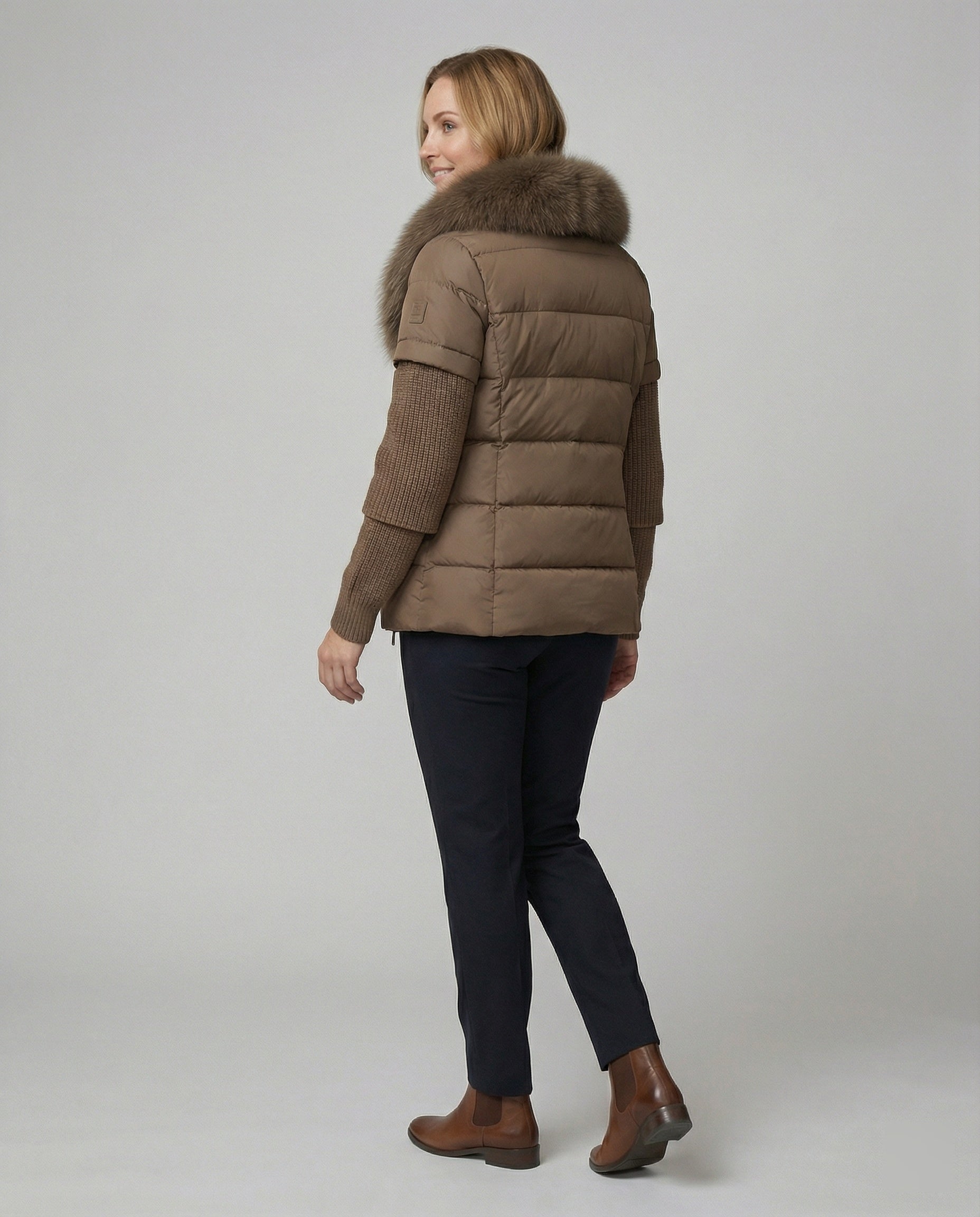 Steppjacke Damen mit luxuriösem Kunstfellkragen