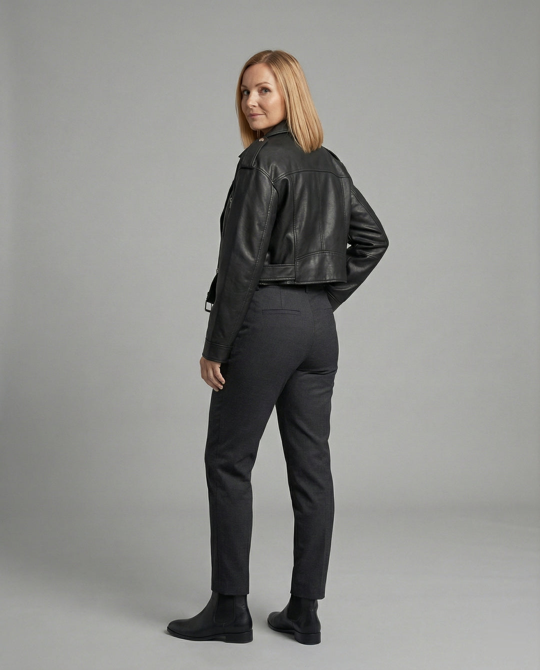 Damen Lederjacke Schwarz mit Gürtel