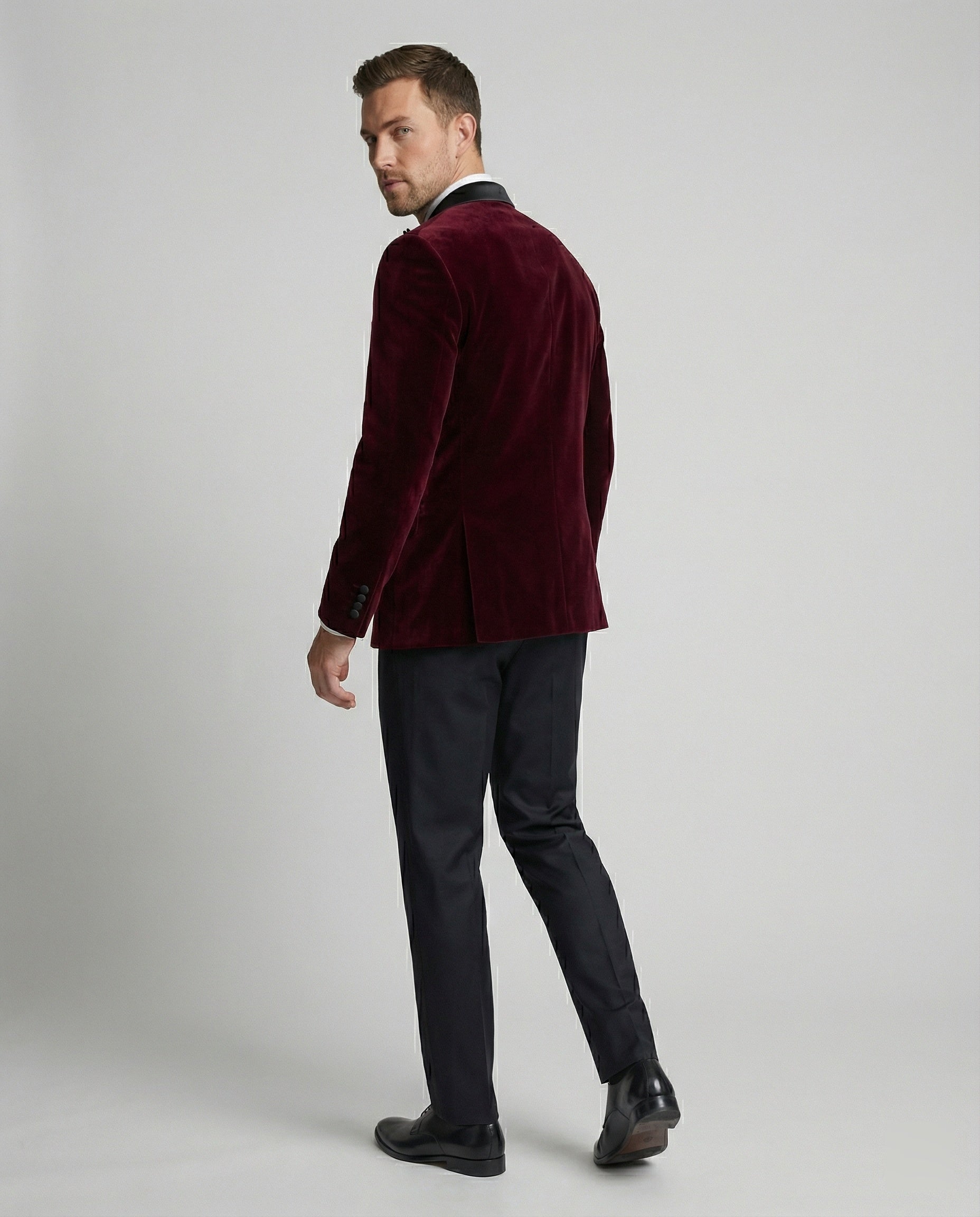 R&B | Herren Sommerjacke mit Schmaler Passform und Kontrastierendem Revers