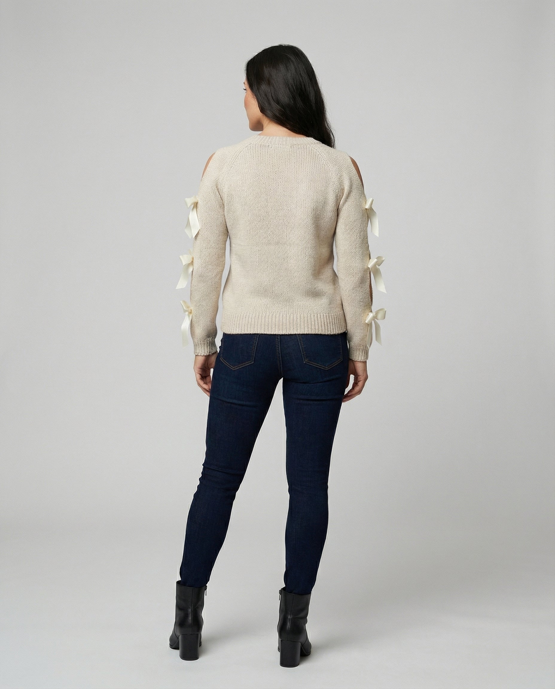 Damen Strickpullover mit offener Schulter und raffinierten Schleifendetails R&B