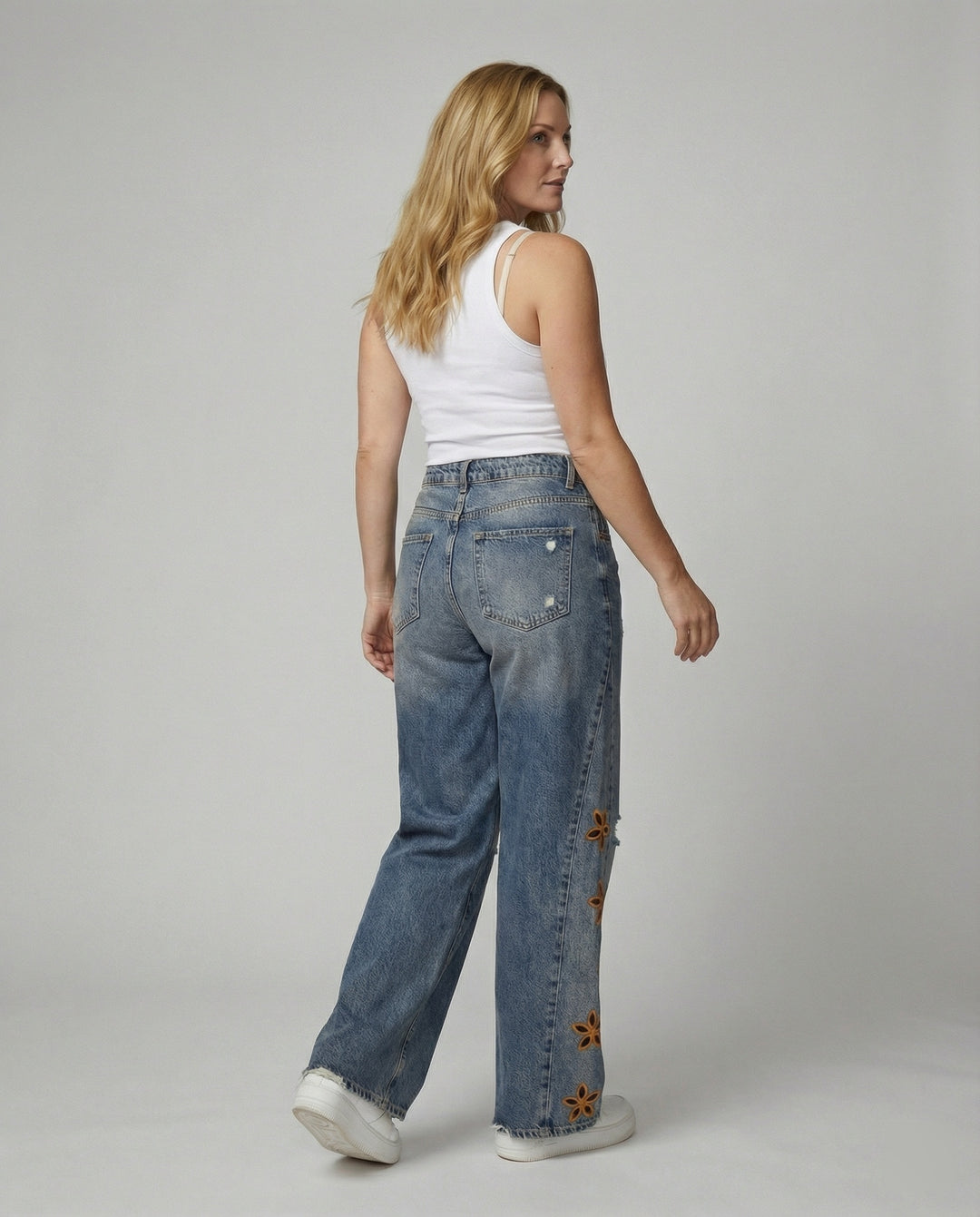 Damen Weit geschnittene Jeans im floralen Design mit bunten Applikationen R&B