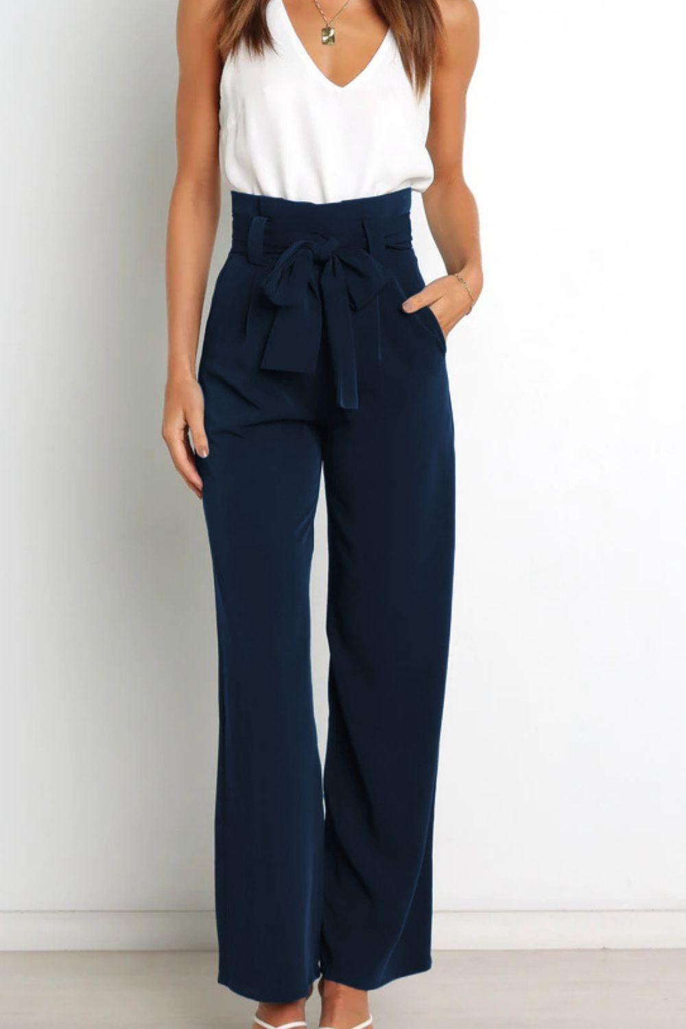 R&B | Hohe Taille Paperbag Hose mit Schleifendetail