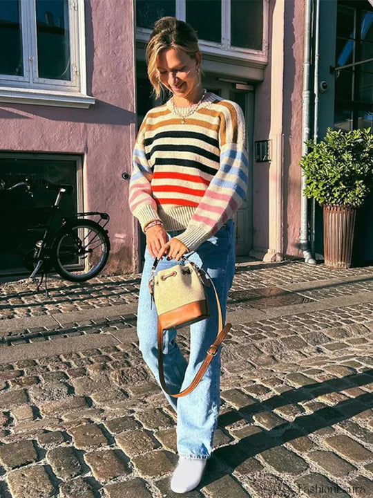 R&B | Bunter Gestreifter Vintage Strickpullover mit Rundhalsausschnitt