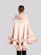 R&B | Oversized Furry Cape Jacke für Frauen