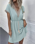 R&B | Kleid mit V-Ausschnitt aus Spitze