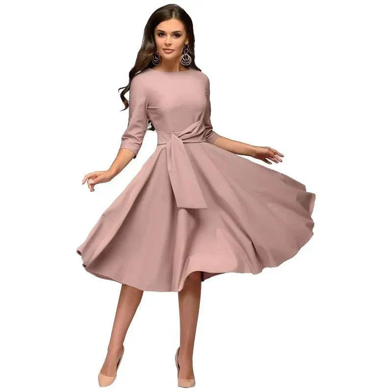 R&B | Elegantes Midi-Kleid mit femininer Silhouette