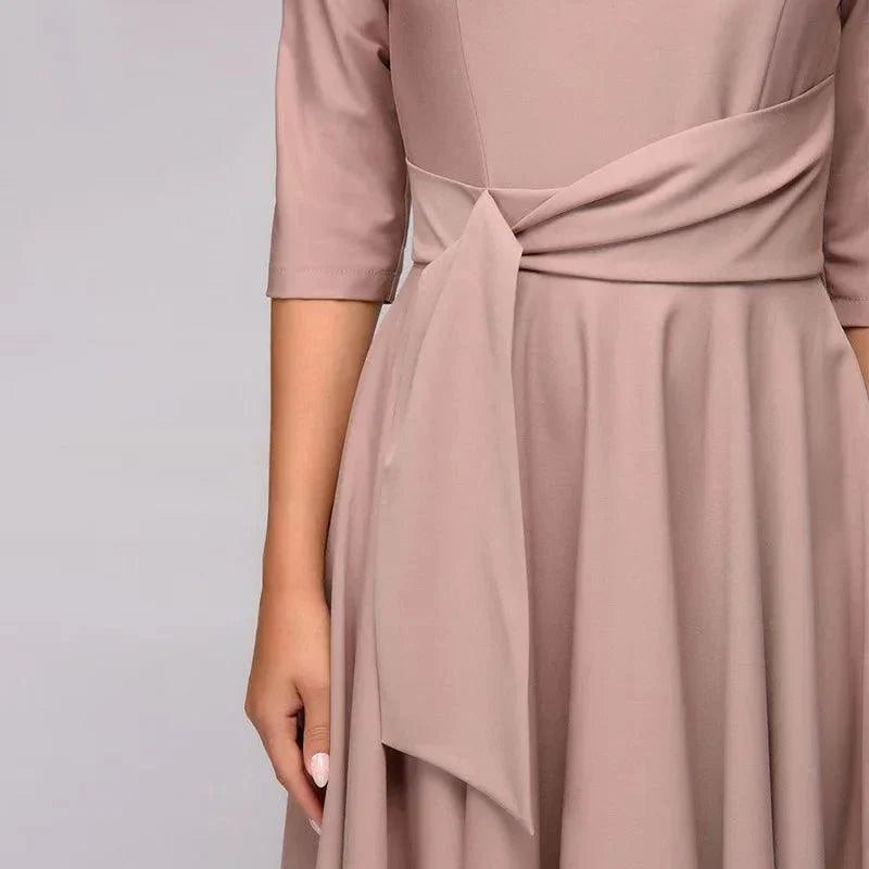 R&B | Elegantes Midi-Kleid mit femininer Silhouette