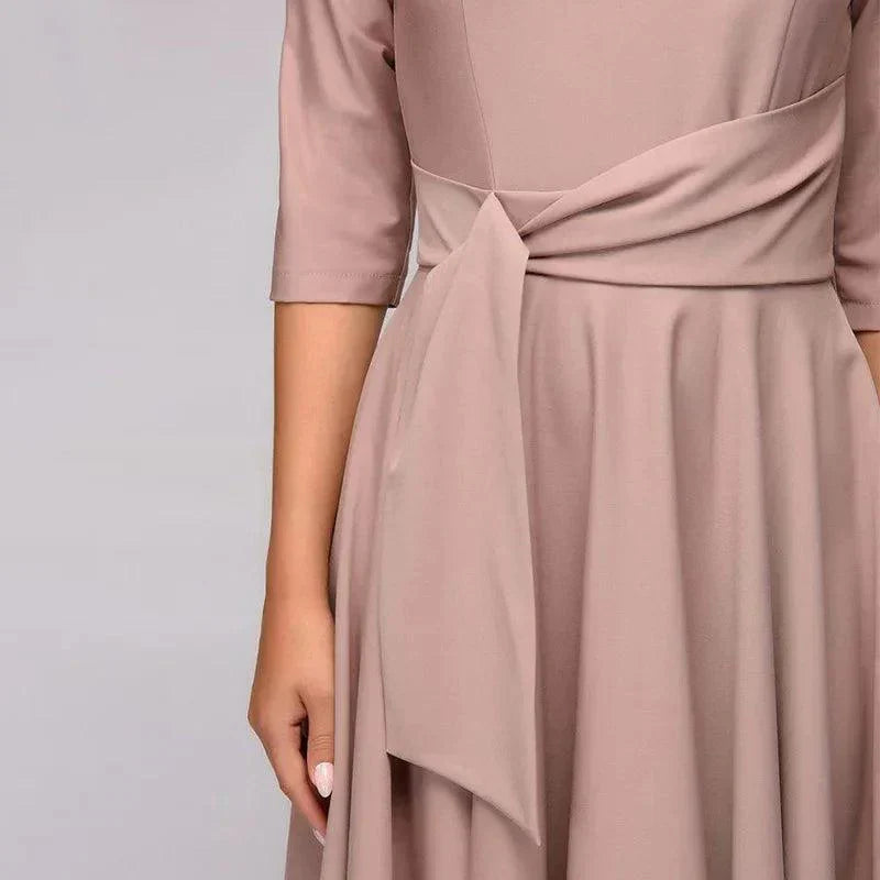 R&B | Elegantes Midi-Kleid mit femininer Silhouette