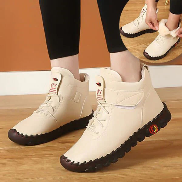 Hoher Schnürstiefel Mit Robuster Sohle R&B