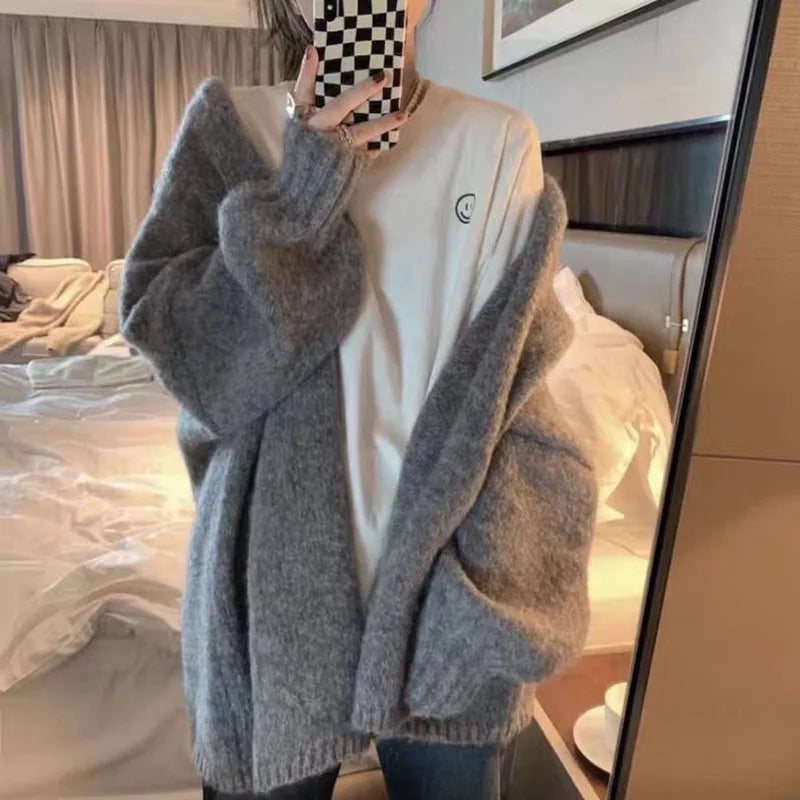 R&B | oversized Strickjacke mit Knopfverschluss