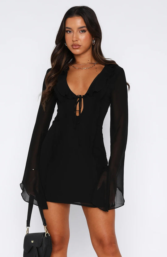 R&B | Langärmliges Minikleid mit Rüschen