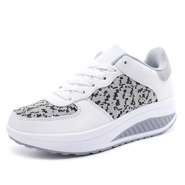 Schwarzer LederSneaker R&B